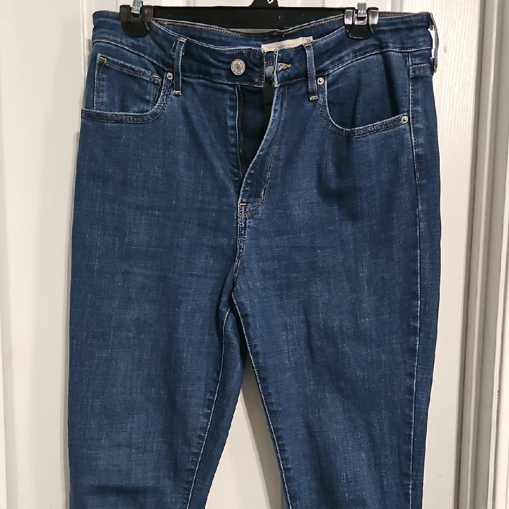 Levi's 721 High Rise Skinny Jeans in Deep Blue